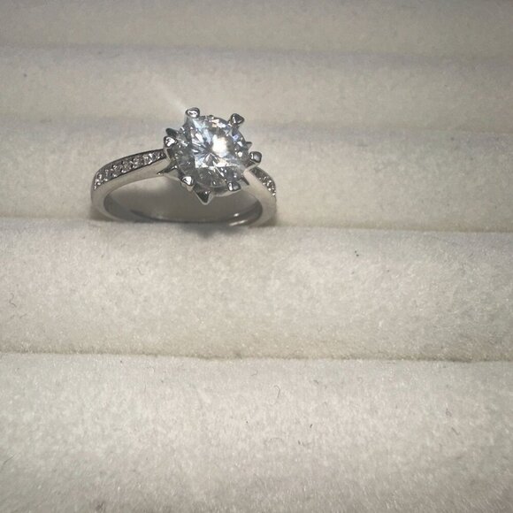 Moissanite Engagement Ring 1 Ct D Color 6.5 mm Sterling Silver - Picture 11 of 12